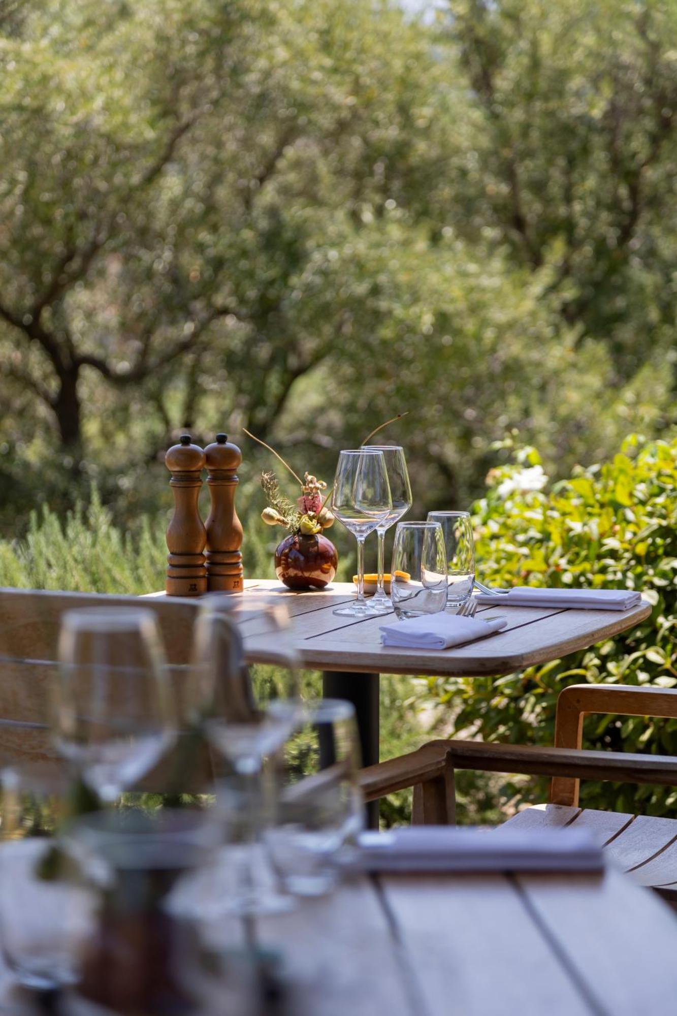 Hotel Restaurant Villa Josephine LʼÎle-Rousse Zewnętrze zdjęcie