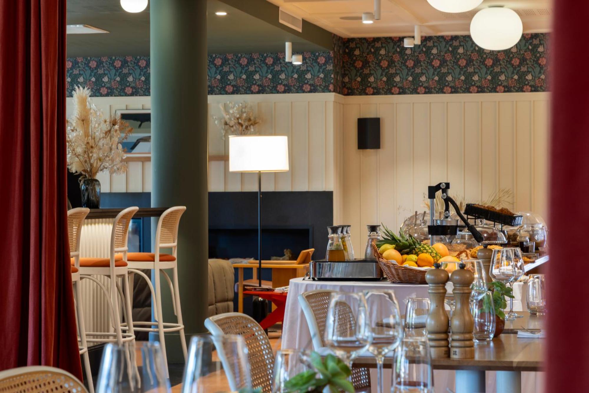 Hotel Restaurant Villa Josephine LʼÎle-Rousse Zewnętrze zdjęcie